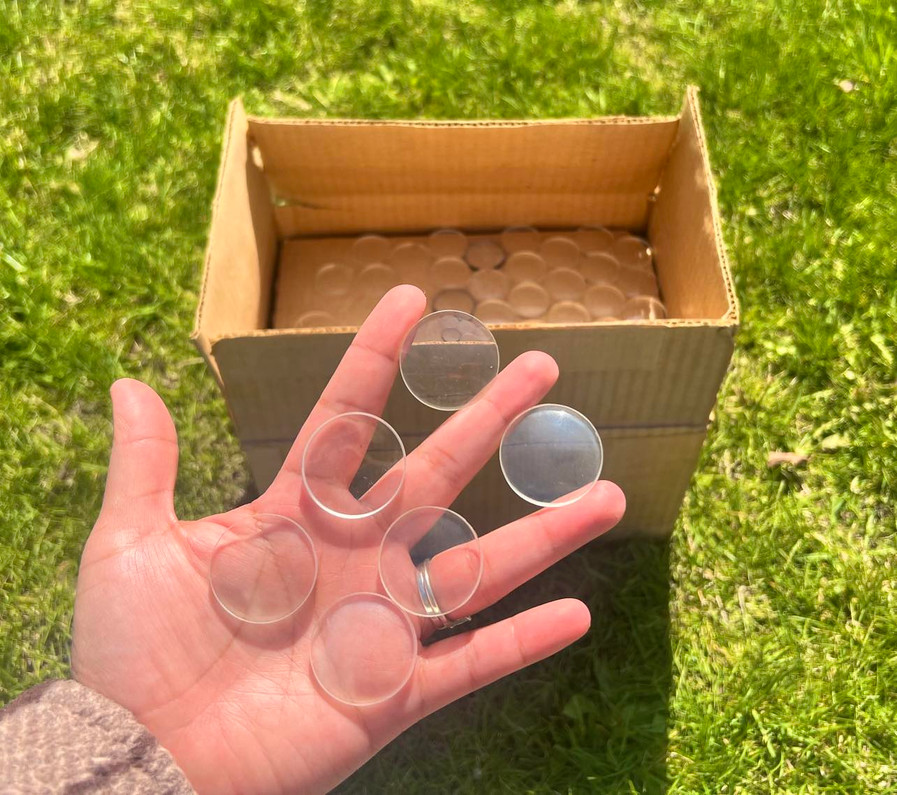 Happy "Hump Day," lens lovers! 