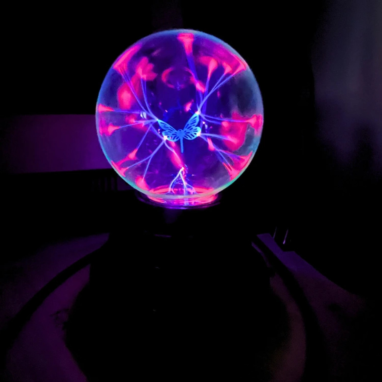 Plasma Ball – Katie Papaya