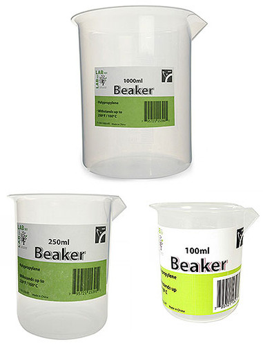 PLASTIC GRADUATED  BEAKER, 100ML POLYPROPYLENE