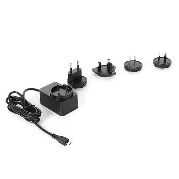 UNIVERSAL TRAVEL POWER ADAPTER