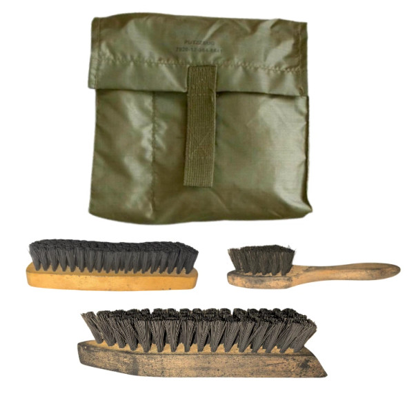 GERMAN SHOE CLEANING KIT W/OLIVE DRAB POUCH
