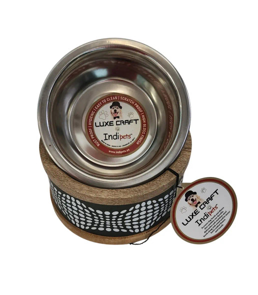 STAINLESS STEEL PET BOWL 5" X 2" WOODEN HOLDER