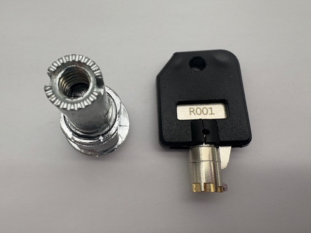 New Lock and Key for Rhino Vending Fits the NEW style Rhino Pro
