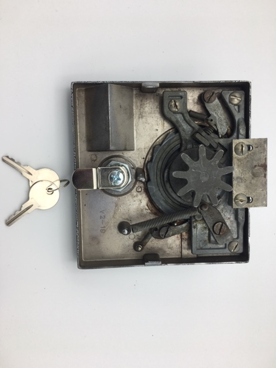 Lock and Key for BOTTOM of Victor 77 , Zipper , Toy N Joy Vintage