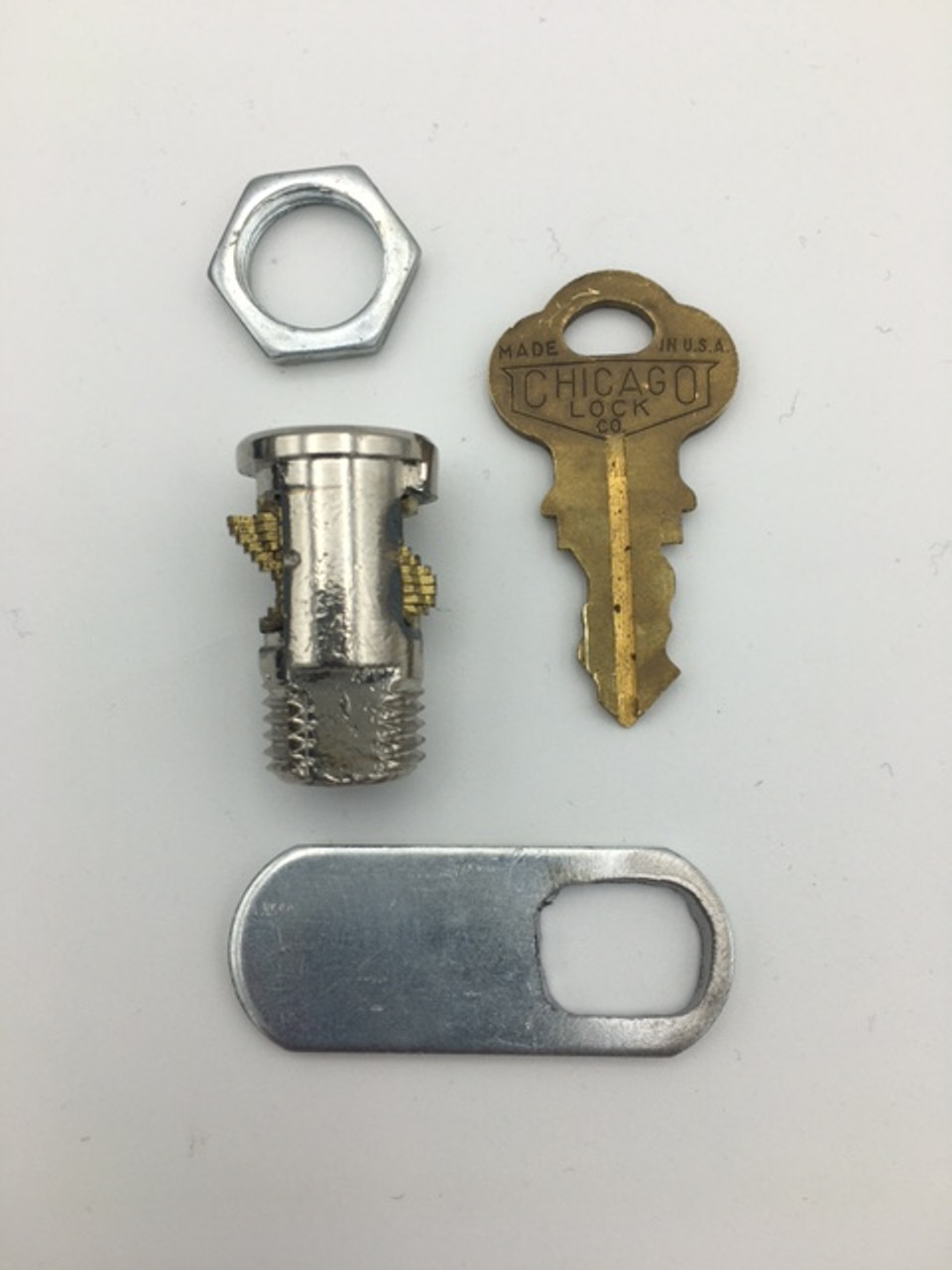Replacement Lock and Key Set for Victor VENDORAMA Toy Gum Machine Vendo  Rama - GumballStuff: Bulk Vending Supplies