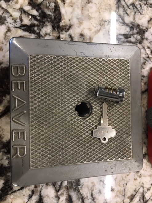 NEW Special Rare Lock and Key for Vintage Beaver Vending Vendor Read Description