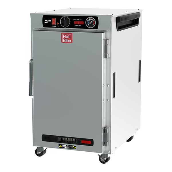Metro HBCN8-AS-UC HotBlox 8-Pan Undercounter Insulated Holding Cabinet, Solid Door, 120V