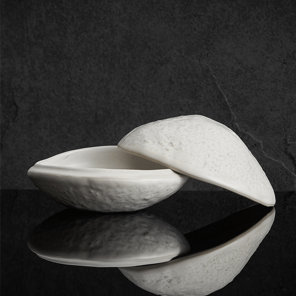 1880 Hospitality L1160000900 Luzerne LEK 3.5 oz. Bowl With Lid, Stoneware, White - 12/Case