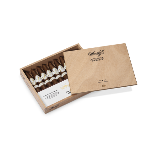 Davidoff Millennium Piramides  open Box of 10 cigars