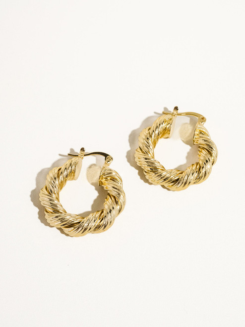Isla Twist Earring Isla Twist Earring