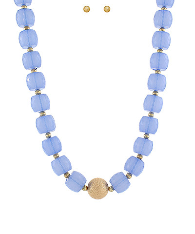 Chunky Light Blue Bead Necklace 