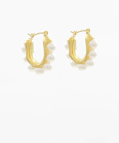 Lola Pearl Earring