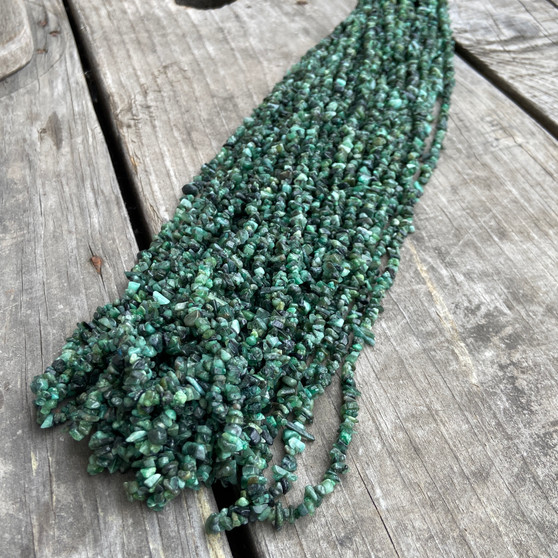 Emerald and Biotite Chip Beads