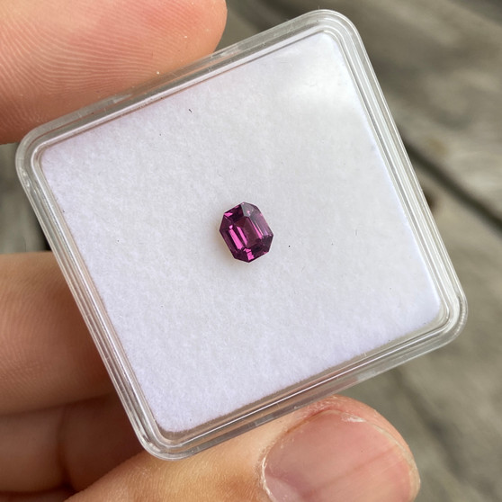 Faceted Rhodolite Garnet .78ct