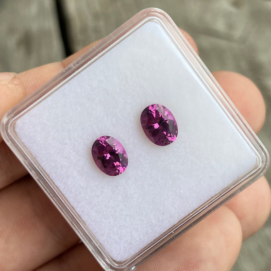 Rhodolite Garnet Set 2.86ct