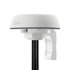 PEPLINK ANT-MB-40G-S-W-6 Mobility 40G (SMA male / 6.5ft Cable / White)