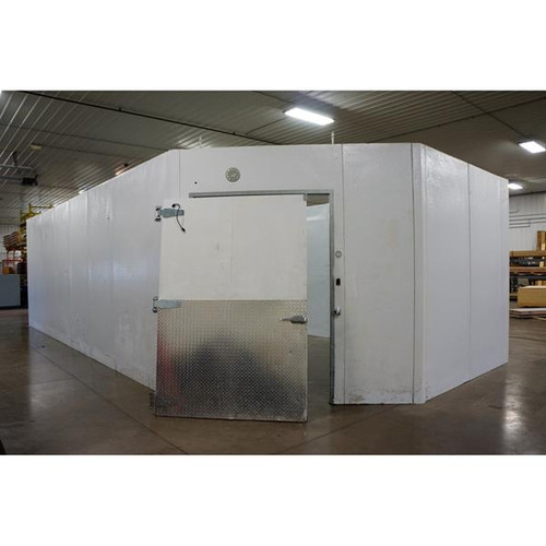 15'9" x 34' x 10'H (Irregular shape) Kysor Walk-in Cooler or Freezer