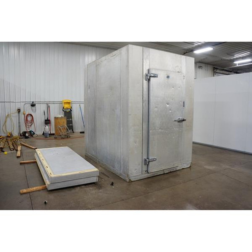 5'10" x 7'9" x 8'8"H WA Brown Walk-in Freezer with Floor