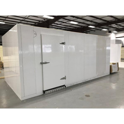 9'10" x 16'4" x 8'H Walk-in Freezer with Floor