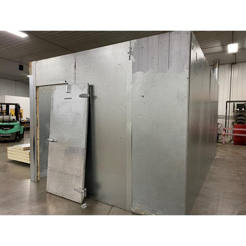 11'7" x 17'7" x 9'H Walk-in Cooler