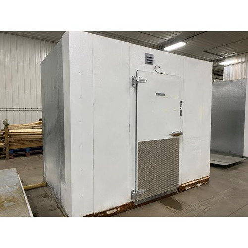 6'9" x 9'7" x 8'6"H Kysor-Needham Walk-in Freezer with Floor