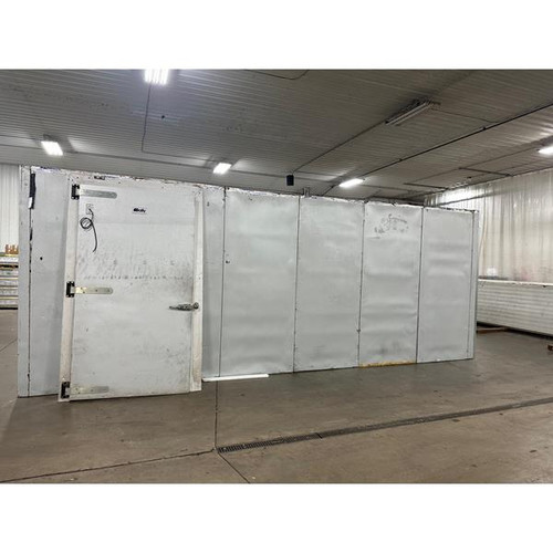 21'1" x 23'6" x 10'2"H Bally Walk-in Cooler
