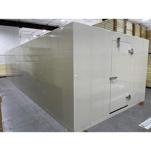 11'6" x 32'7" x 8'H Walk-in freezer with Floor