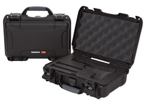 Nanuk 909CLASG1 909 Classic Gun Case Waterproof & Airline Approved Black Polyethylene w/ Closed-Cell Foam 11.44" L x 7" W x 3.68" H Interior Dimensions                                                  (039M6)