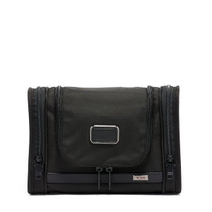 Alpha 3 Hanging Travel Kit (JV0Z2)