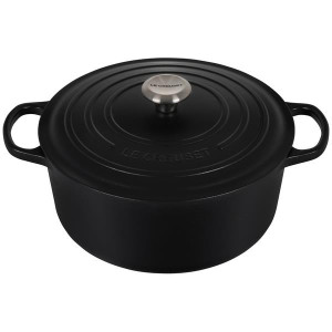 7.25-Quart Signature Cast Iron Round Dutch Oven (XKN12)