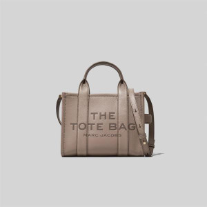 The Leather Small Tote Bag (F39ZD)