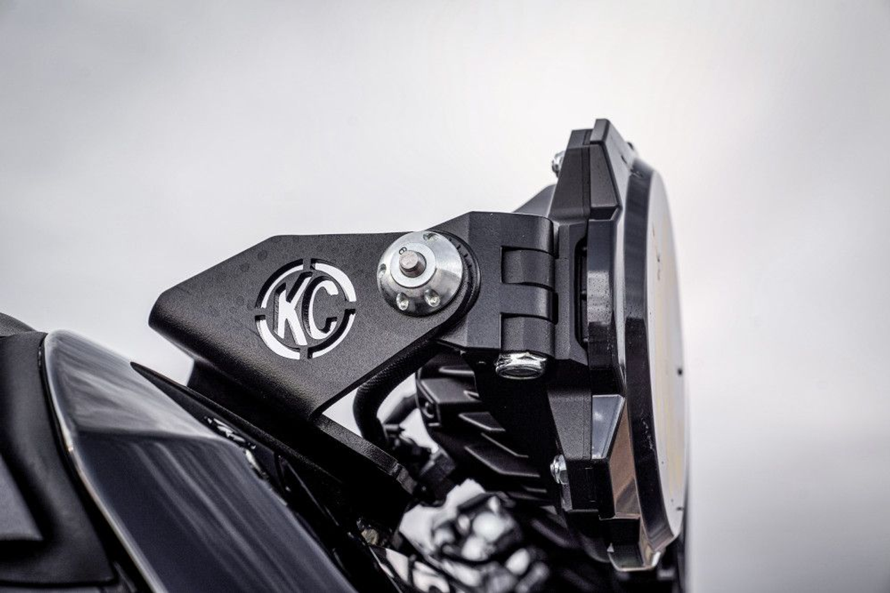 KC Hilites Gravity LED Pro 6 39 Bumper Light Bar Kit, 21+ Ford Bronco