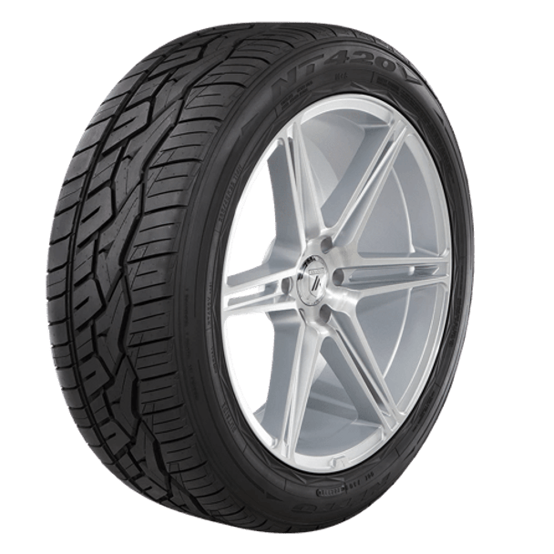 Nitto 305/40R22 114H XL NT420V 31.6 3054022