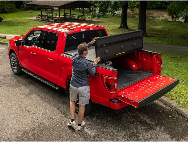 RealTruck Extang Solid Fold ALX Hard Folding Tonneau Cover (88425)