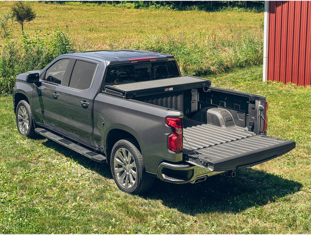 RealTruck Extang Solid Fold ALX Hard Folding Tonneau Cover (88833) RealTruck Extang Solid Fold ALX Hard Folding Tonneau Cover (88833)