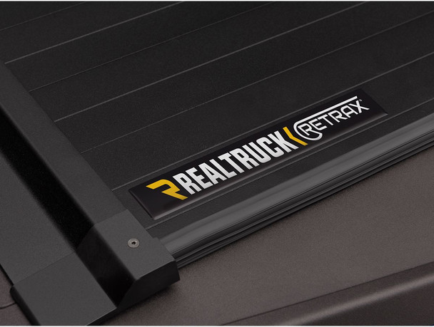 RealTruck Retrax IX Manual Retractable Tonneau Cover (30831)