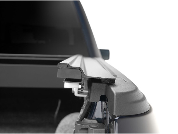 RealTruck RetraxONE MX Manual Retractable Tonneau Cover (60337)