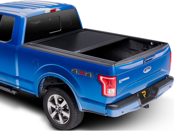 RealTruck RetraxONE MX Manual Retractable Tonneau Cover (60863)