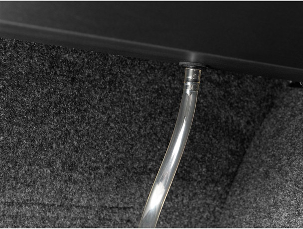 RealTruck RetraxONE MX Manual Retractable Tonneau Cover (60863)