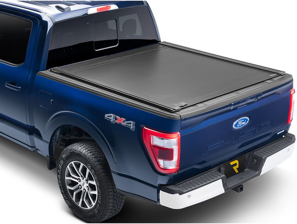 RealTruck RetraxONE XR Manual Retractable Tonneau Cover w/T-Slot Rails (T-60732)