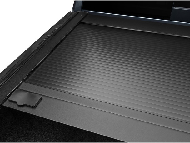 RealTruck RetraxONE XR Manual Retractable Tonneau Cover w/T-Slot Rails (T-60863)