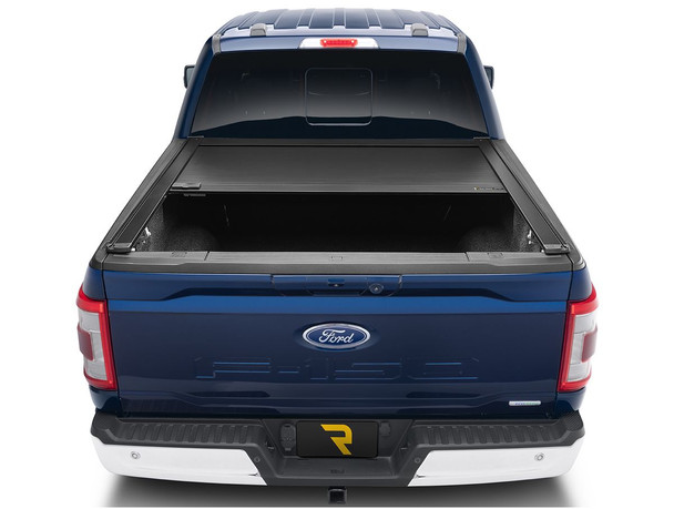 RealTruck RetraxONE XR Manual Retractable Tonneau Cover w/T-Slot Rails (T-60863)