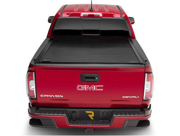 RealTruck RetraxPRO MX Manual Retractable Tonneau Cover (80832)