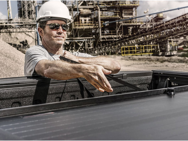 RealTruck Roll-N-Lock A-Series Manual Retractable Tonneau Cover (BT122A)