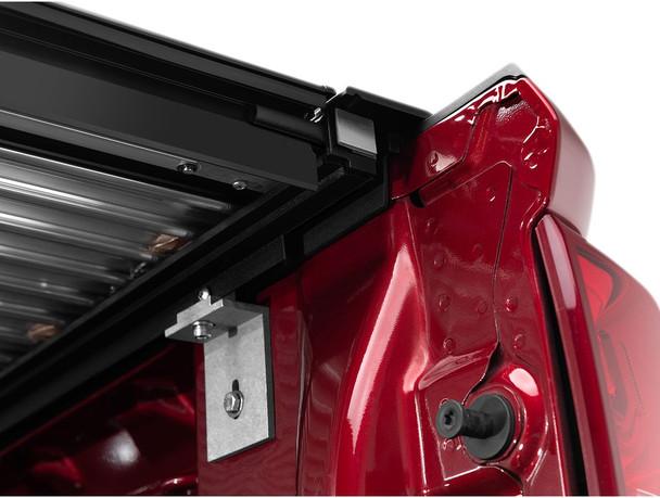 RealTruck Roll-N-Lock M-Series Manual Retractable Tonneau Cover (LG502M)