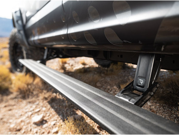 RealTruck AMP Research PowerStep Smart Series (86132-01A)