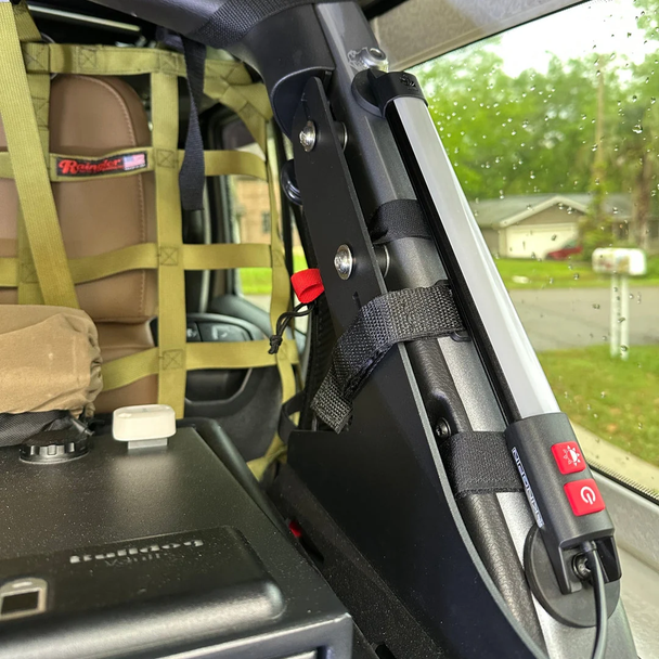 Kingpin F-Series 12" Light (Red & White) Kingpin F-Series 12" Light (Red & White)