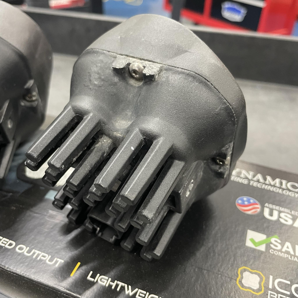 Diode Dynamics SS3 Sport White Driving (Pair) w/Angled Bezels (Used) Diode Dynamics SS3 Sport White Driving (Pair) w/Angled Bezels (Used)