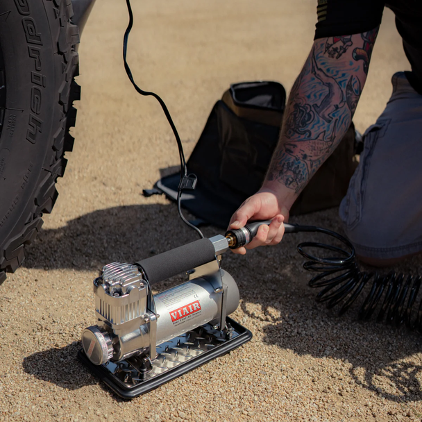 VIAIR 400P-Automatic Portable Compressor (12V) VIAIR 400P-Automatic Portable Compressor (12V)