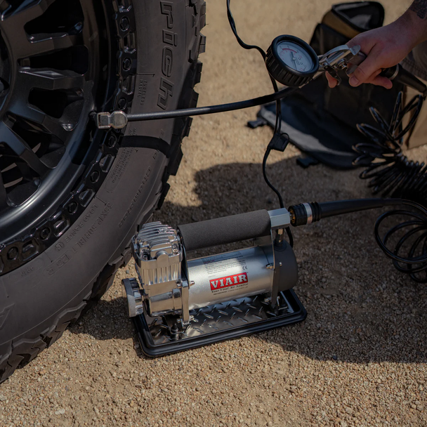 VIAIR 400P-Automatic Portable Compressor (12V) VIAIR 400P-Automatic Portable Compressor (12V)